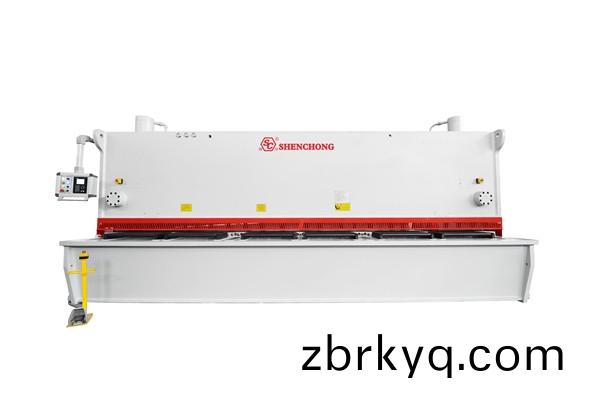 高(gao)精度(du)數(shu)控(kong)剪(jian)闆機 高精(jing)度(du)數(shu)控剪(jian)闆(ban)機(ji)