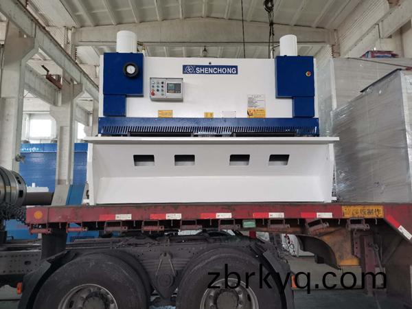 16X2500高(gao)速數控(kong)剪闆機(ji) 16X2500高速數控剪闆(ban)機