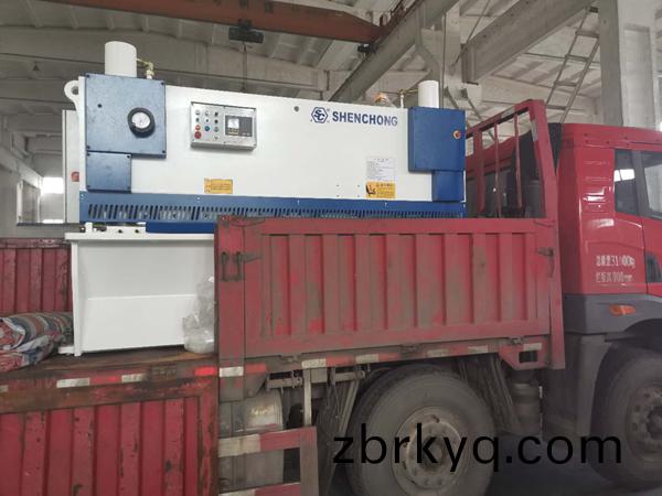 8×2500數控(kong)剪(jian)闆(ban)機(ji) 8×2500數(shu)控(kong)剪闆(ban)機