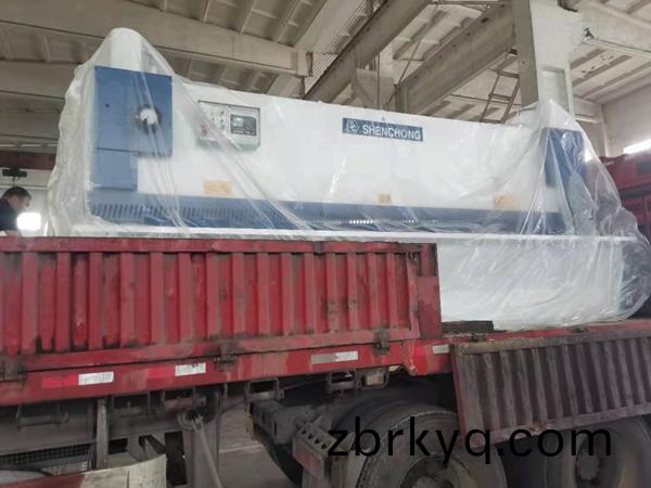 數控(kong)剪闆機(ji)