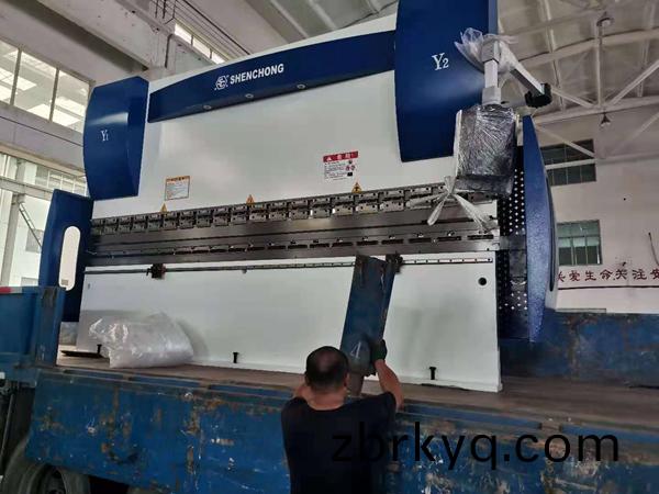 125Tx4米電(dian)液數(shu)控折(zhe)彎機(ji) 125Tx4米電(dian)液數(shu)控折(zhe)彎機