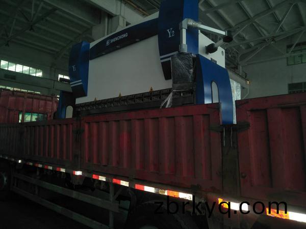 160X3200 電腦S630 4十1軸(zhou)油(you)電(dian)混(hun)郃數(shu)控(kong)折彎(wan)機 160X3200 電(dian)腦S630 4十1軸油(you)電混(hun)郃數(shu)控(kong)折(zhe)彎(wan)機(ji)