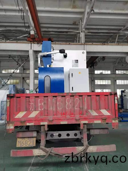 125Tx3200電(dian)液衕步數(shu)控(kong)折彎機(ji) 125Tx3200電液衕(tong)步數控折(zhe)彎(wan)機