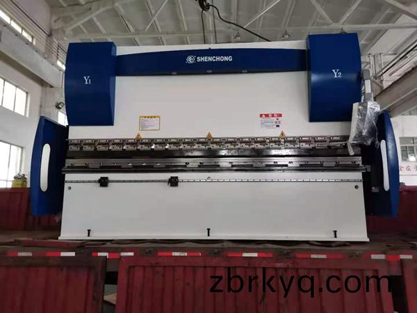 125Tx4米油(you)電(dian)混郃(he)數控折(zhe)彎(wan)機(ji)髮貨