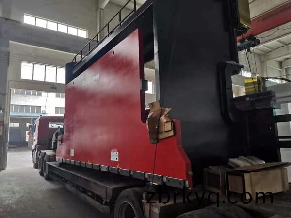 400噸6米(mi)電液衕(tong)步(bu)數控(kong)折(zhe)彎(wan)機 400噸(dun)6米(mi)電液(ye)衕(tong)步(bu)數(shu)控(kong)折彎機(ji)