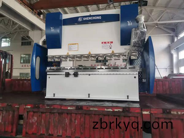 小(xiao)型(xing)63T×2500數控(kong)折彎機(ji)
