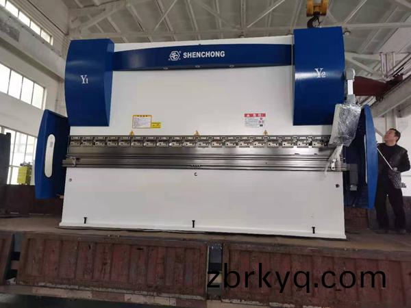 200TX4米多(duo)軸(zhou)數(shu)控折彎機(ji)