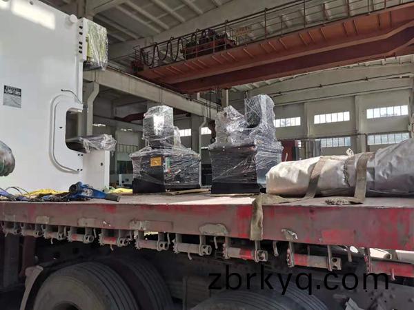 電(dian)液(ye)衕(tong)步數(shu)控折(zhe)彎(wan)機 電液(ye)衕(tong)步數(shu)控折(zhe)彎(wan)機(ji)