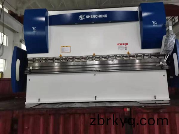 數(shu)控(kong)折(zhe)彎機(ji),折彎機廠(chang)傢(jia),數控(kong)剪(jian)闆(ban)機(ji)