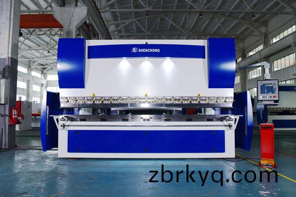 4+3軸(zhou)數控(kong)折彎(wan)機(ji)