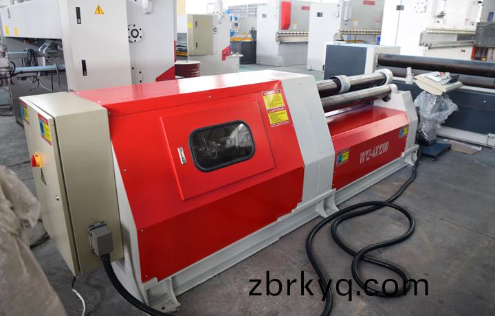 正(zheng)三(san)輥數(shu)控(kong)捲(juan)闆(ban)機(ji).jpg 正(zheng)三輥數控(kong)捲(juan)闆機(ji).jpg