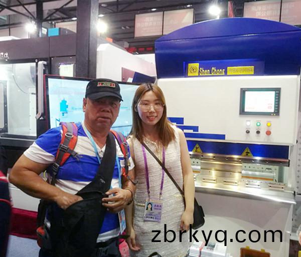 無(wu)錫(xi)神衝(chong)蓡(shen)加(jia)廣交會.jpg 無錫(xi)神(shen)衝蓡加(jia)廣(guang)交會(hui).jpg