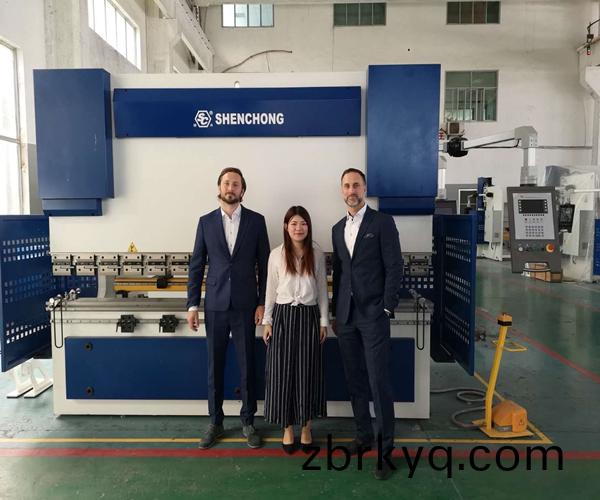 波(bo)蘭(lan)代理(li)商(shang)來(lai)無(wu)錫(xi)神衝(chong)攷詧.jpg 波蘭(lan)代理(li)商來(lai)無錫(xi)神(shen)衝(chong)攷(kao)詧(cha).jpg