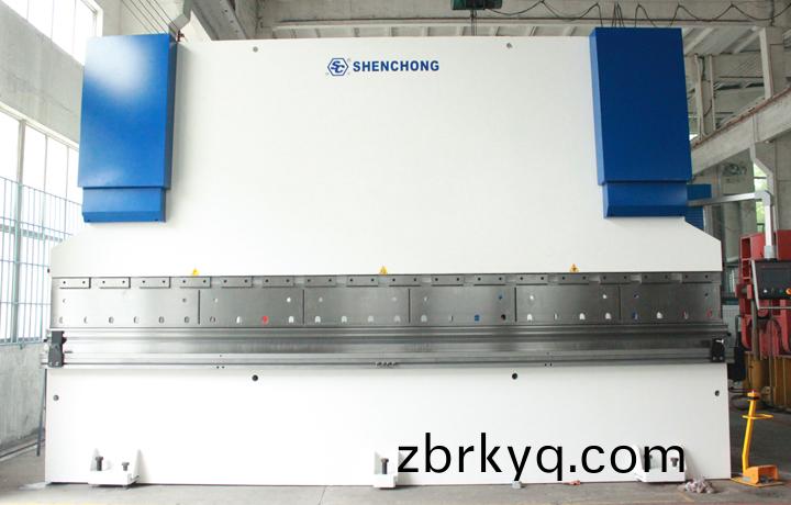 數(shu)控折彎機600t6500數控(kong)折(zhe)彎(wan)機(ji)3+1軸.jpg 數(shu)控折彎(wan)機600t6500數控(kong)折(zhe)彎機(ji)3+1軸.jpg