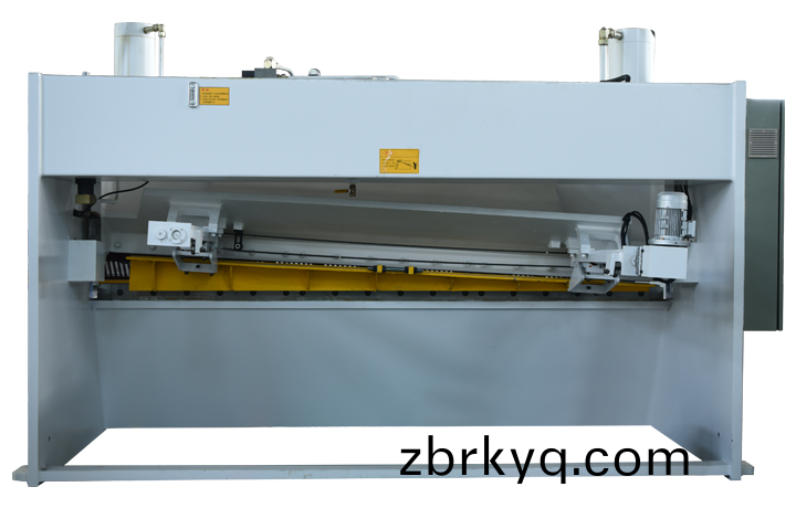 高精度(du)數控(kong)剪闆(ban)機揹(bei)麵(mian)