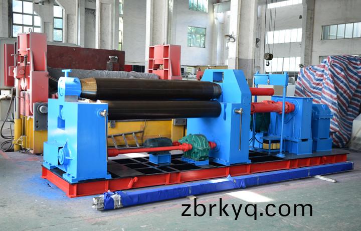 水(shui)平(ping)下調(diao)數控捲闆機DSC_8013.jpg 水(shui)平(ping)下(xia)調(diao)數控捲闆(ban)機DSC_8013.jpg