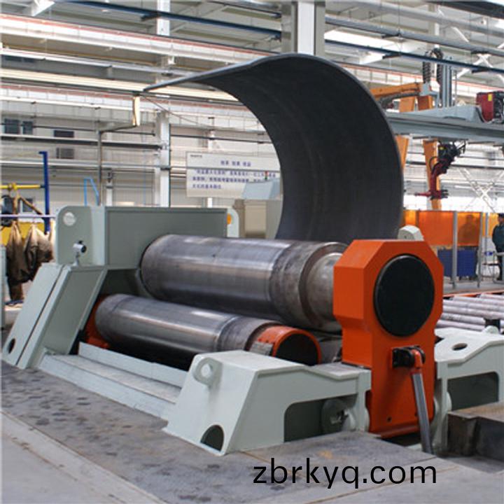 四輥數(shu)控捲闆機W12-60×2500.jpg 四輥(gun)數(shu)控(kong)捲闆機W12-60×2500.jpg