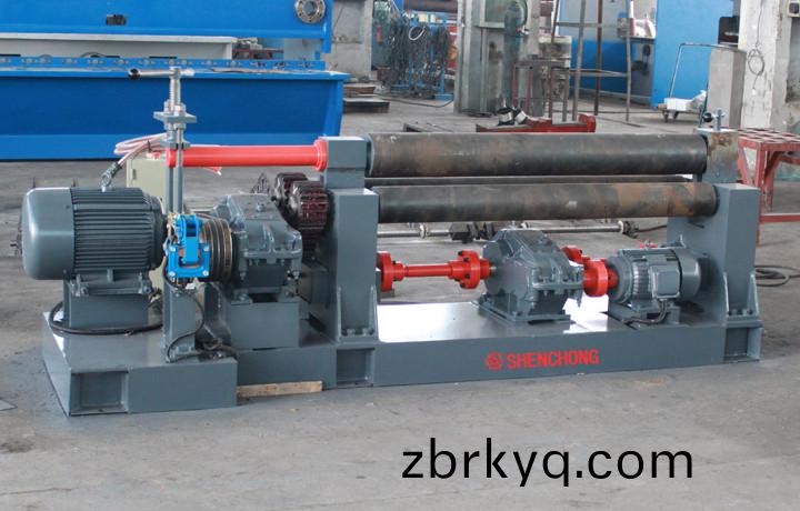 正(zheng)三輥(gun)數(shu)控捲闆(ban)機(ji)8x1300.jpg 正三輥數控捲(juan)闆機8x1300.jpg