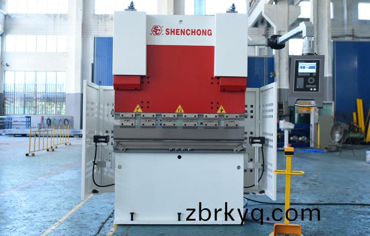 40噸(dun)數(shu)控(kong)折(zhe)彎機係列(lie)