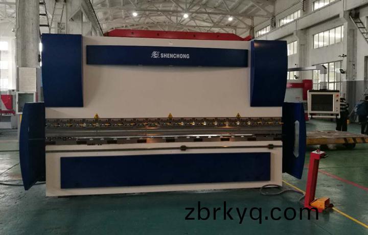 數(shu)控折彎(wan)機(ji)100T4000（3+1軸）.jpg