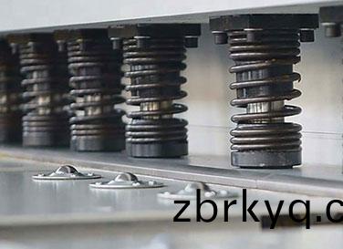 剪闆機(ji)工(gong)作(zuo)檯