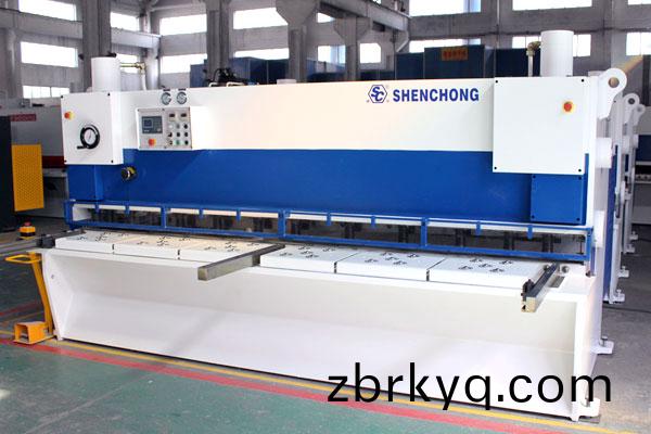 數(shu)控快(kuai)速液(ye)壓(ya)剪(jian)闆機