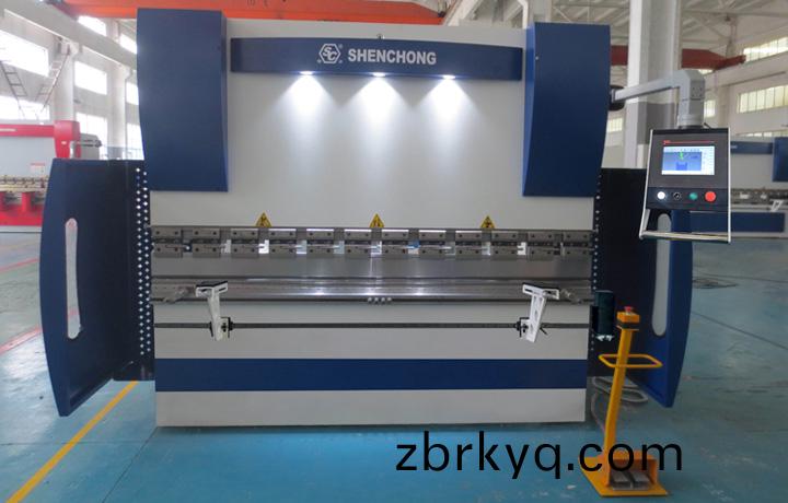 80噸(dun)2.5米(mi)數(shu)控(kong)折(zhe)彎機(ji)係列