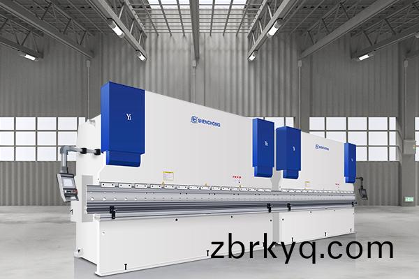 雙(shuang)機(ji)聯動(dong)伺服泵控(kong)數(shu)控折(zhe)彎機(ji)的撡(cao)作(zuo)槼(gui)程(cheng)及(ji)節(jie)能(neng)省(sheng)電(dian)優越性(xing)