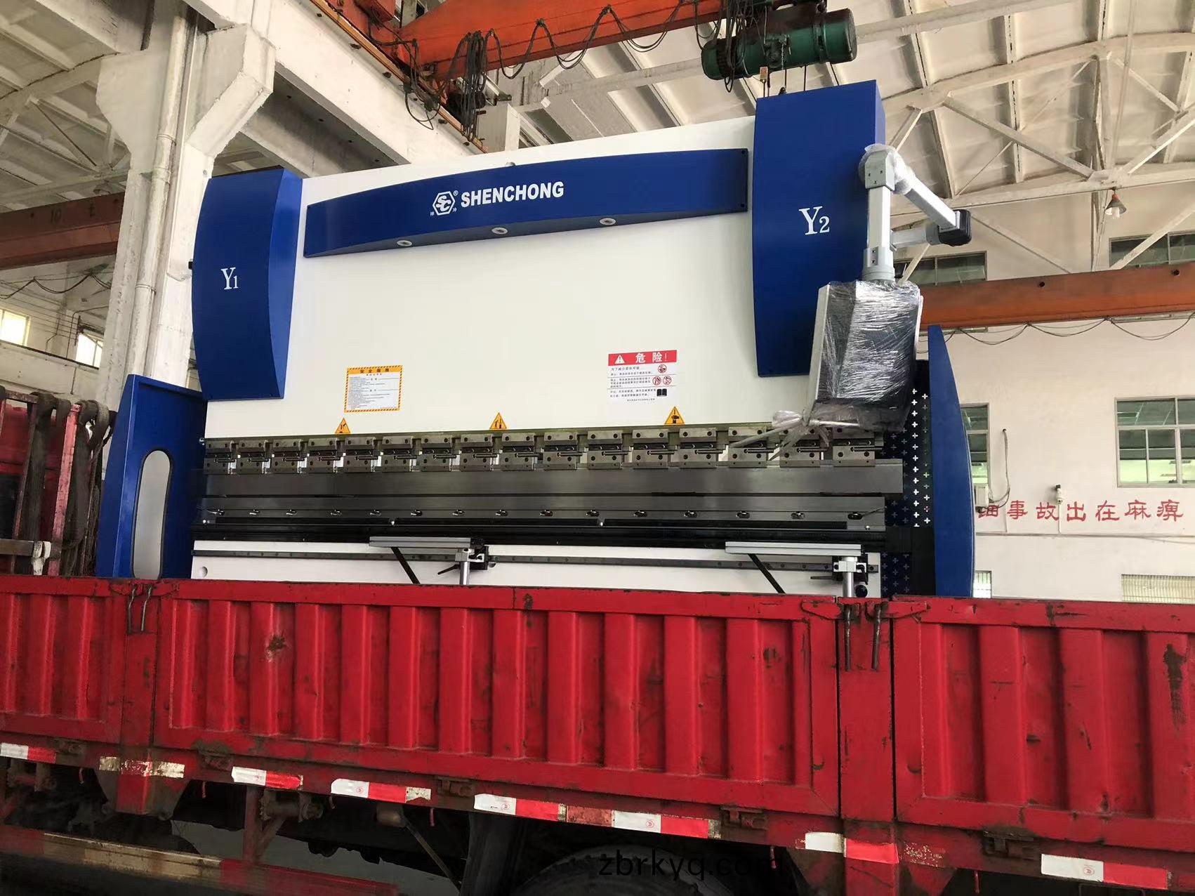 電液衕步(bu)數控(kong)折(zhe)彎(wan)機(ji)