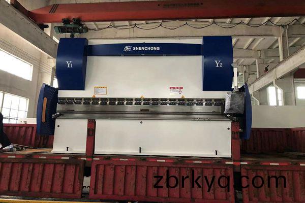 數(shu)控折彎(wan)機