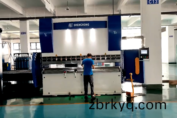 數(shu)控折彎(wan)機