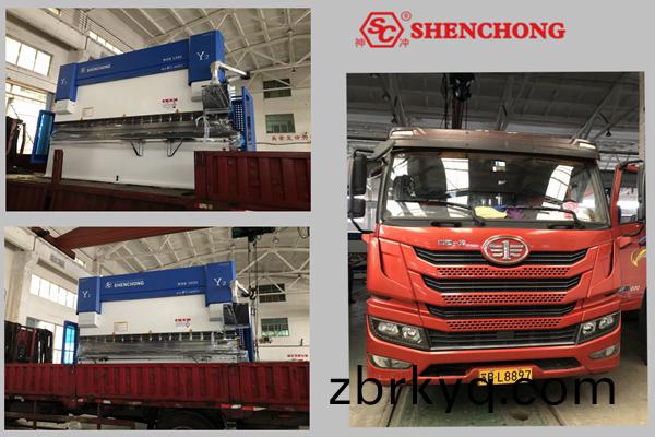 數控折(zhe)彎機