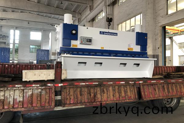 數控(kong)剪闆(ban)機